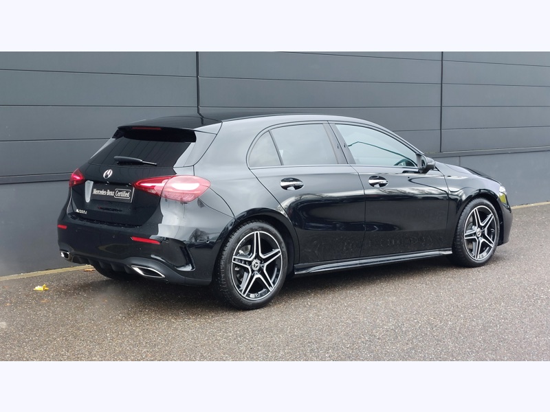 Image Mercedes-Benz CLASSE A 200 d AMG Line AMG Line  Pack Sport Noir  Ligne AMG Premium Plus