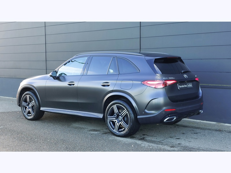 Image Mercedes-Benz GLC SUV GLC 300 e  Hybrid EQ 4MATIC  AMG Line   Pack Sport Noir  Pack Premium Plus Android Auto  Apple  CarP