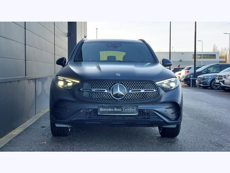 Image Mercedes-Benz GLC SUV GLC 220 d 4MATIC  AMG Line  Pack d'assistance à la conduite Plus  Pack Sport Noir Pack Premium Plus 
