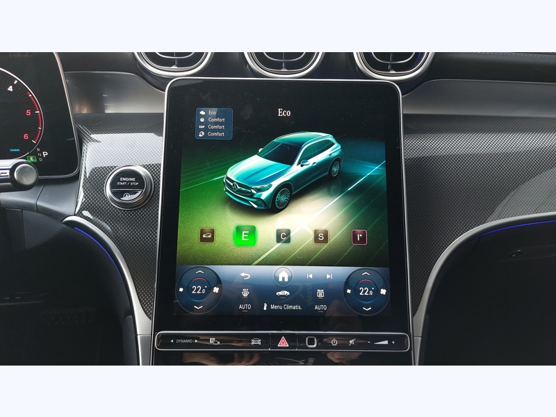 Image Mercedes-Benz GLC SUV GLC 220 d 4MATIC  AMG Line  Pack d'assistance à la conduite Plus  Pack Sport Noir Pack Premium Plus 