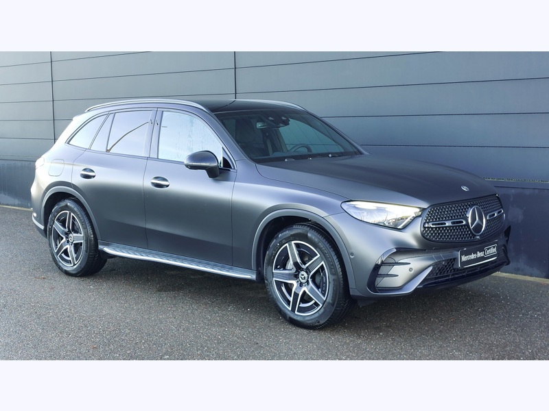 Image Mercedes-Benz GLC SUV GLC 220 d 4MATIC  AMG Line  Pack d'assistance à la conduite Plus  Pack Sport Noir Pack Premium Plus 