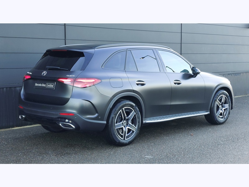 Image Mercedes-Benz GLC SUV GLC 220 d 4MATIC  AMG Line  Pack d'assistance à la conduite Plus  Pack Sport Noir Pack Premium Plus 