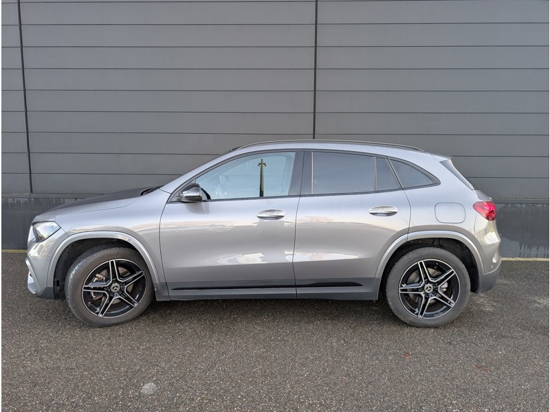 Image Mercedes-Benz GLA 250 e Hybrid AMG Line TO SIEGES AVANTS CHAUFFANTS CAMERA DE RECUL DISTRONIC PLUS INTEGRATION SMARTPH
