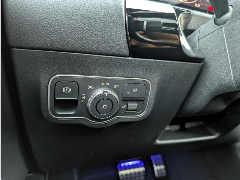 Image Mercedes-Benz GLA 250 e Hybrid AMG Line TO SIEGES AVANTS CHAUFFANTS CAMERA DE RECUL DISTRONIC PLUS INTEGRATION SMARTPH