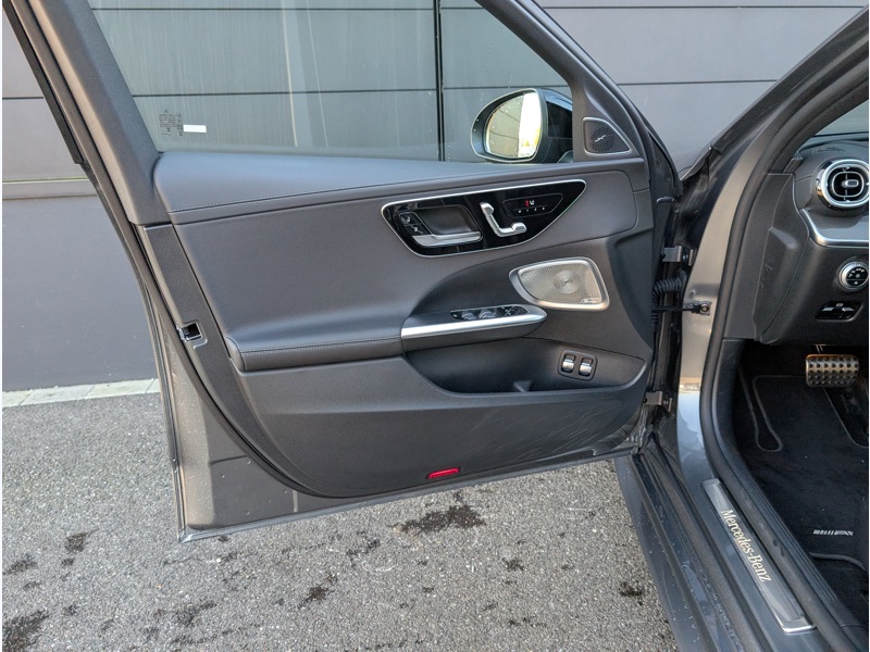 Image Mercedes-Benz CLASSE C BREAK 300 e Hybrid EQ Break  AMG LINE TO SIEGES AVANTS MEMOIRES ELECTRIQUES CHAUFFANTS INTEGRATION SMARTPH