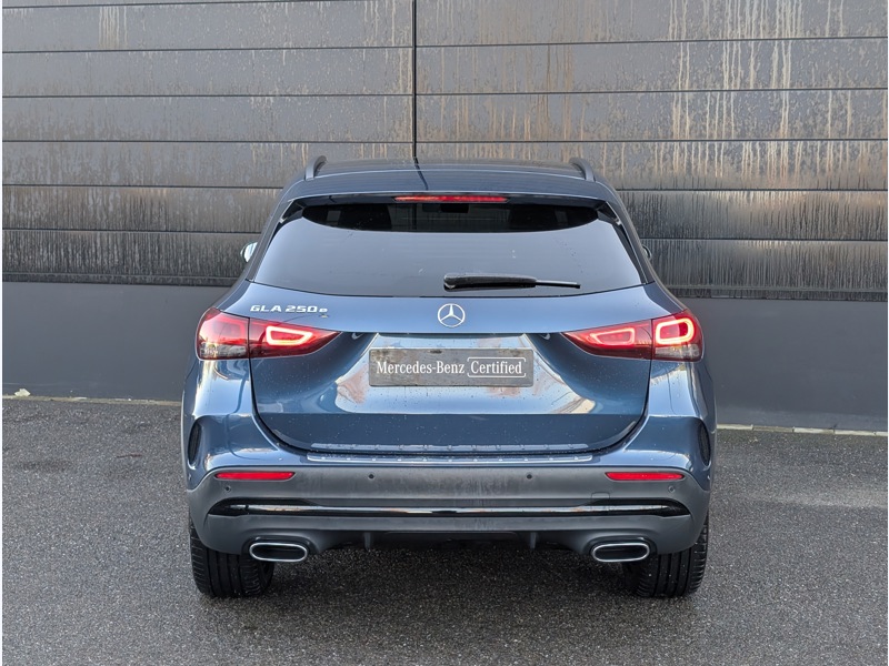 Image Mercedes-Benz GLA 250 e  AMG LINE TO SIEGES AVANTS ELECTRIQUES MEMOIRES CHAUFFANTS MULTIBEAM CAMERA DE RECUL ATTELAGE 