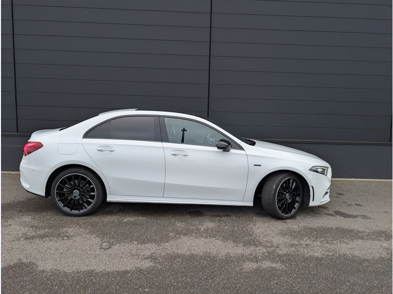 Image Mercedes-Benz CLASSE A 250 e Berline  AMG LINE TO SIEGES AVANTS ELECTRIQUES MEMOIRES CHAUFFANTS MULTIBEAM BURMEISTER CAMERA