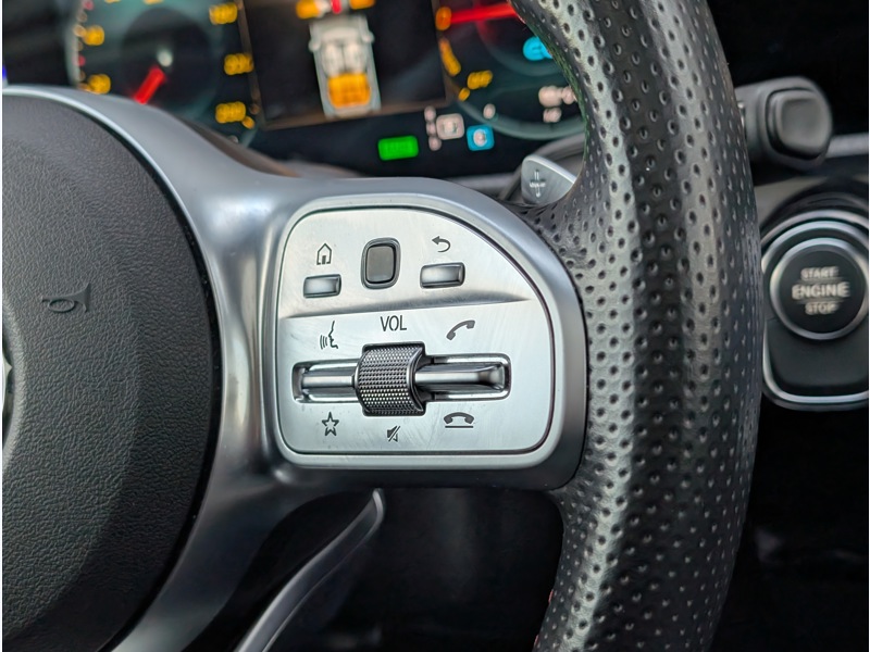 Image Mercedes-Benz CLASSE A 250 e Berline  AMG LINE TO SIEGES AVANTS ELECTRIQUES MEMOIRES CHAUFFANTS MULTIBEAM BURMEISTER CAMERA