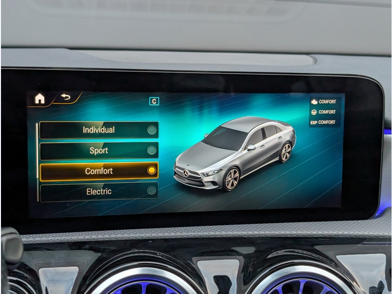 Image Mercedes-Benz CLASSE A 250 e Berline  AMG LINE TO SIEGES AVANTS ELECTRIQUES MEMOIRES CHAUFFANTS MULTIBEAM BURMEISTER CAMERA