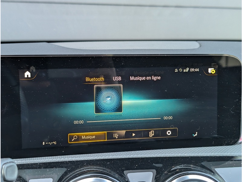 Image Mercedes-Benz CLASSE A 250 e AMG Line TO SIEGES ELECTRIQUES MEMOIRES CHAUFFANTS CAMERA DE RECUL MULTIBEAM SONORISATION ADVA