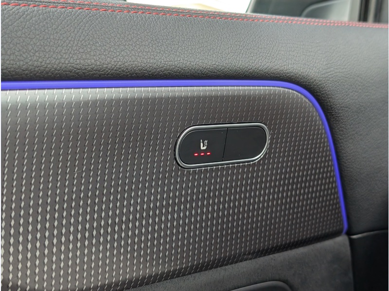 Image Mercedes-Benz EQA 250  AMG LINE TO SIEGES AVANTS CHAUFFANTS CAMERA DE RECUL SONORISATION ADVANCED PROJECTEURS LED ATTE