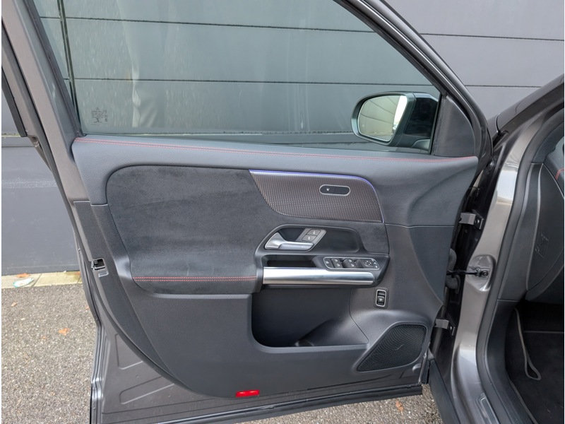 Image Mercedes-Benz EQA 250  AMG LINE TO SIEGES AVANTS CHAUFFANTS CAMERA DE RECUL SONORISATION ADVANCED PROJECTEURS LED ATTE