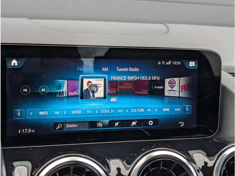 Image Mercedes-Benz CLASSE B 180  PROGRESSIVE LINE CAMERA DE RECUL PROJECTEURS LED BOITE DE VITESSES MANUELLE A 6 RAPPORTS REGULA