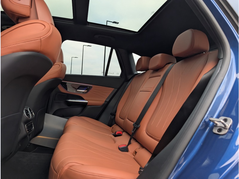 Image Mercedes-Benz GLC SUV GLC 300 de 4MATIC  AMG LINE TO SIEGES AVANTS ELECTRIQUES MEMOIRES CHAUFFANTS INTEGRATION SMARTPHONE 