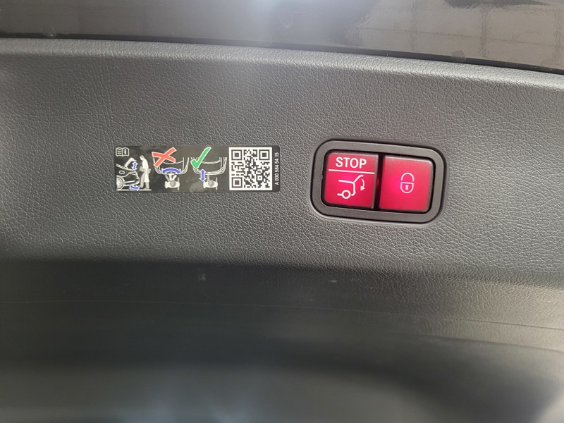 Image Mercedes-Benz GLC COUPÉ GLC 220 d 4MATIC Coupé AMG Line  2543 GLC Coup+® 220 d 4MATIC