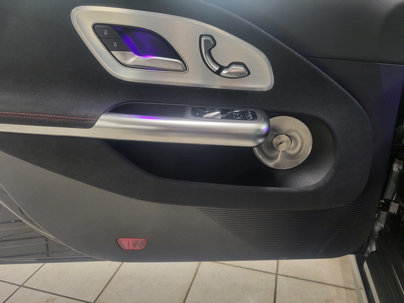 Image Mercedes-Benz CLA COUPÉ CLA 250+ avec technologie EQ  1743 CLA 250+ avec technologie EQ