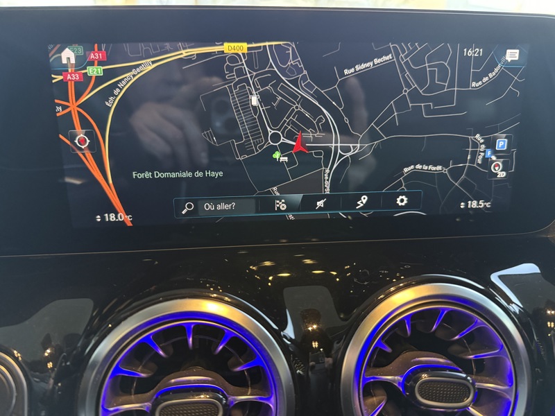 Image Mercedes-Benz GLA 200 d AMG Line  Full Led Toit Ouvrant Apple CarPlay