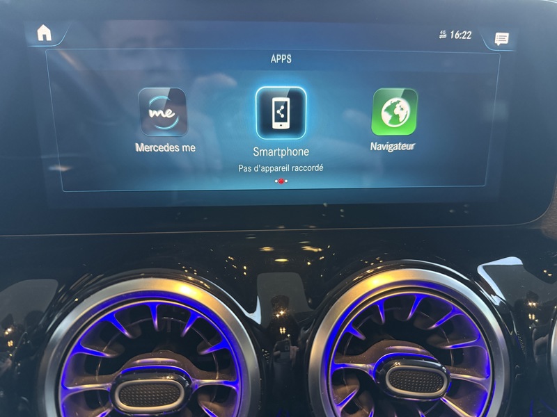 Image Mercedes-Benz GLA 200 d AMG Line  Full Led Toit Ouvrant Apple CarPlay
