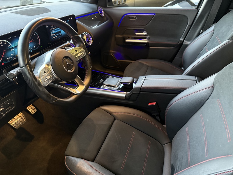 Image Mercedes-Benz GLA 200 d AMG Line  Full Led Toit Ouvrant Apple CarPlay