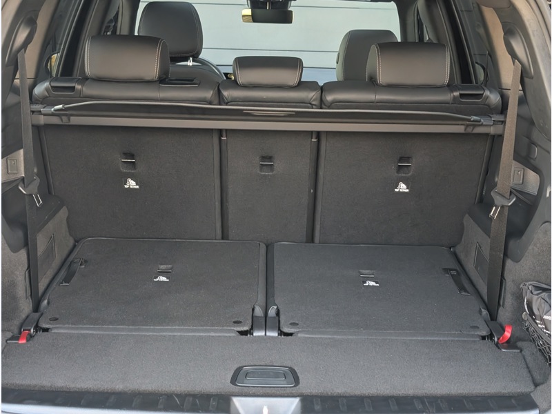 Image Mercedes-Benz GLB 200 d AMG Line ATTELAGE TO SIEGES ELECTRIQUES MEMOIRES CHAUFFANTS BURMESTER CAMERA 360 ATTELAGE INTE