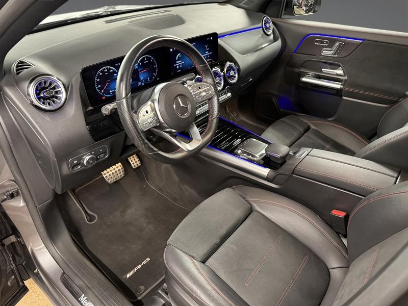 Image Mercedes-Benz GLA 220 d 4MATIC AMG Line  Toit Ouvrant Full Led Apple CarPlay 