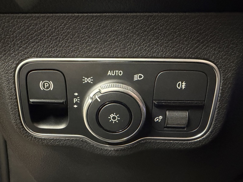 Image Mercedes-Benz GLB 200 d AMG Line  Toit Ouvrant Full Led