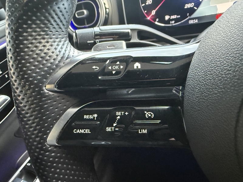 Image Mercedes-Benz CLASSE C BERLINE 220 d Berline AMG Line  Toit Ouvrant Full Led Apple CarPlay Pack Black 