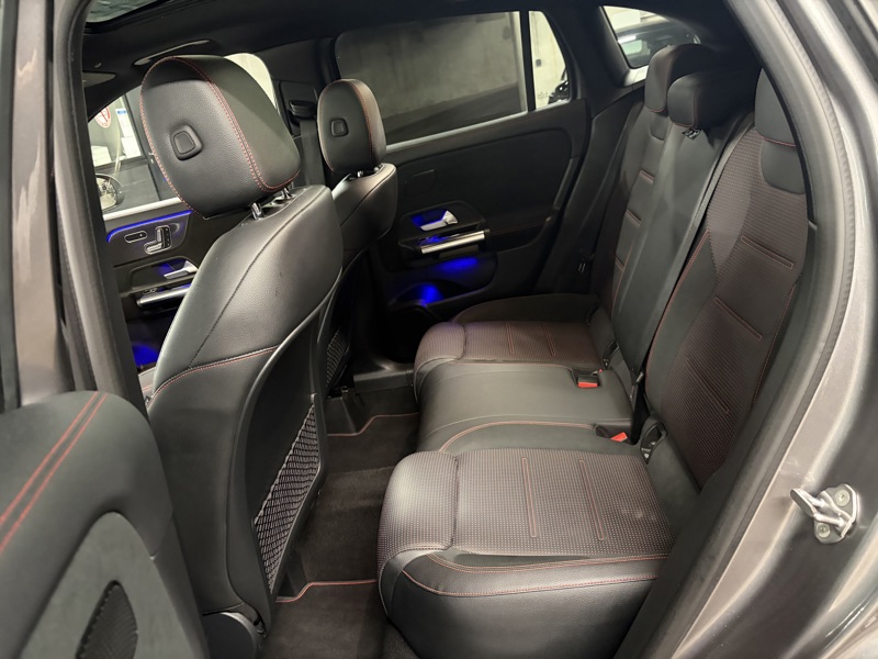 Image Mercedes-Benz GLA 200 d AMG Line AMG Line Toit Ouvrant Full Led