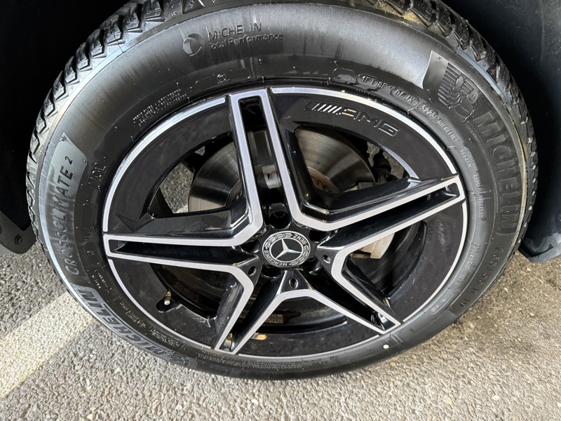 Image Mercedes-Benz GLC SUV 220 d 4MATIC SUV AMG Line  Toit Ouvrant Full Led Apple CarPlay Pack Black