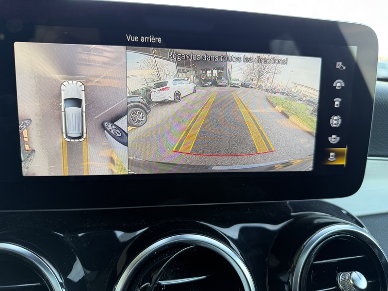 Image Mercedes-Benz GLC SUV 220 d 4MATIC SUV AMG Line  Toit Ouvrant Full Led Apple CarPlay Pack Black