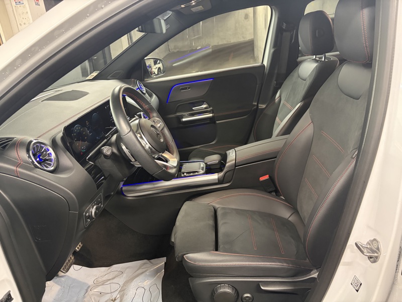 Image Mercedes-Benz EQA 250 AMG Line  Full Led Apple CarPlay Pack Black