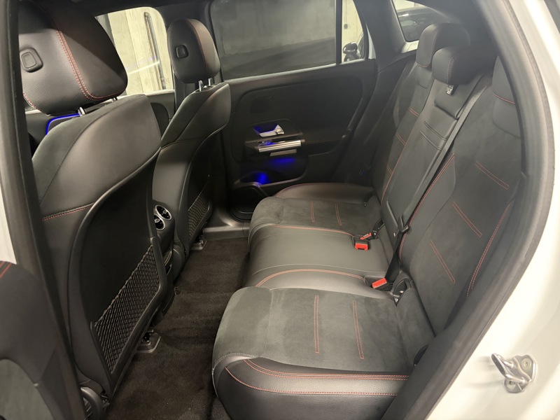 Image Mercedes-Benz EQA 250 AMG Line  Full Led Apple CarPlay Pack Black