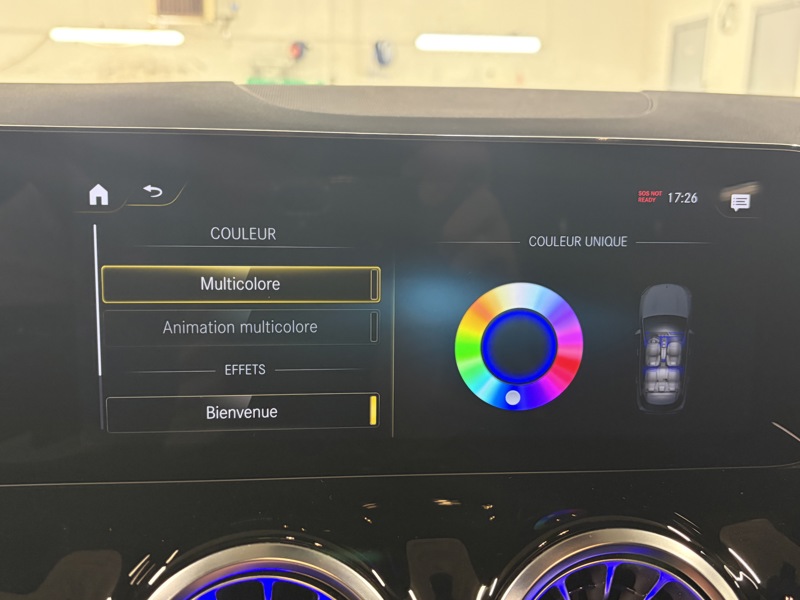 Image Mercedes-Benz EQA 250 AMG Line  Full Led Apple CarPlay Pack Black