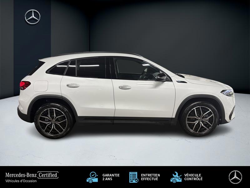 Image Mercedes-Benz EQA 250 AMG Line  Full Led Apple CarPlay Pack Black