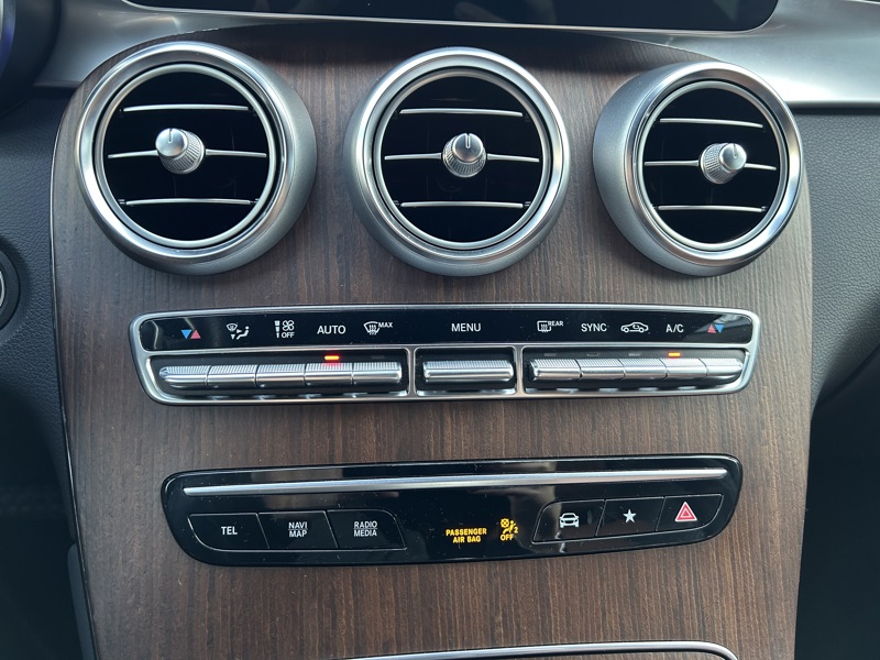 Image Mercedes-Benz GLC COUPÉ 220 d 4MATIC Coupé AMG Line  Full Led Apple CarPlay