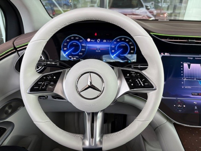 Image Mercedes-Benz EQE SUV 500 4MATIC SUV Electric Art Digital light TO GPS Carplay Caméra 360 Burmester HUD Sièges cuir élec c