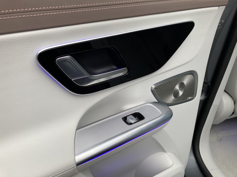 Image Mercedes-Benz EQE SUV 500 4MATIC SUV Electric Art Digital light TO GPS Carplay Caméra 360 Burmester HUD Sièges cuir élec c