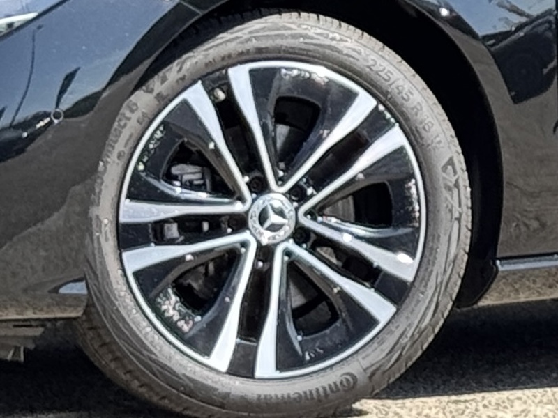 Image Mercedes-Benz CLA SHOOTING BRAKE CLA 180 Shooting Brake Pack Progressive Full leds GPS Caméra Carplay Sièges chauffants Régul Clim au