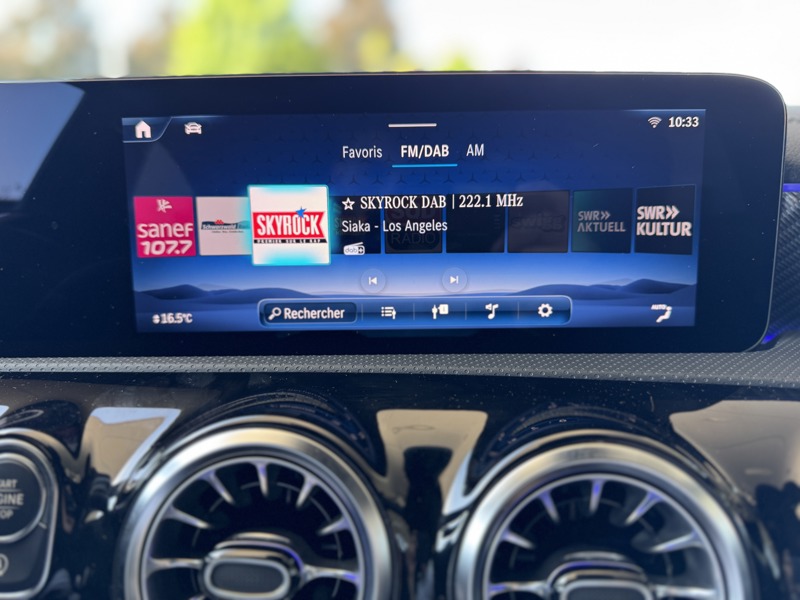 Image Mercedes-Benz CLA SHOOTING BRAKE CLA 180 Shooting Brake Pack Progressive Full leds GPS Caméra Carplay Sièges chauffants Régul Clim au