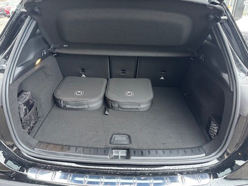 Image Mercedes-Benz EQA 250+ Business Edition Executive  2437 EQA 250+ Business Edition Executive