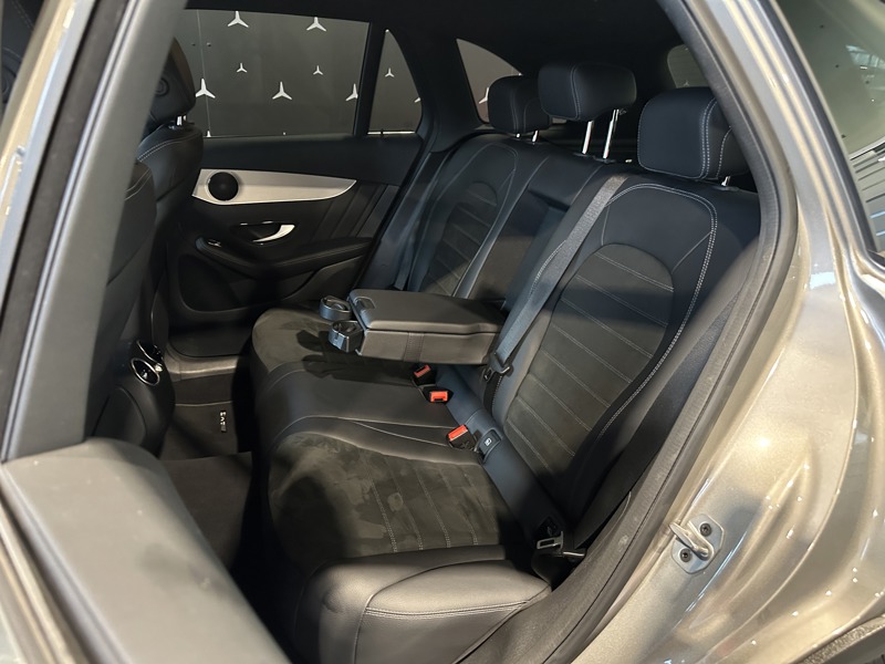 Image Mercedes-Benz GLC SUV GLC 300e 4MATIC SUV AMG Line  