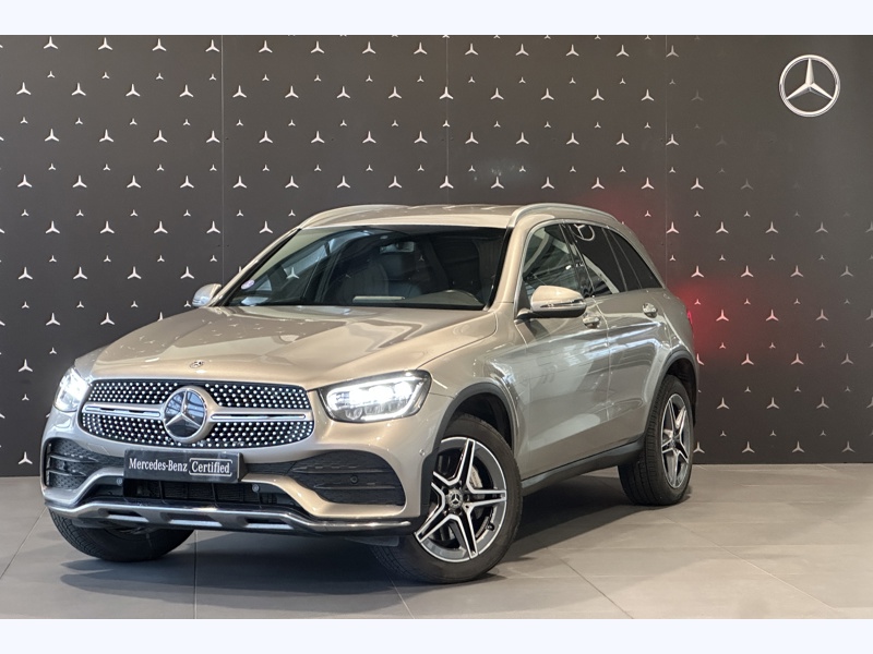 Photo Mercedes-Benz GLC SUV GLC 300e 4MATIC SUV AMG Line  