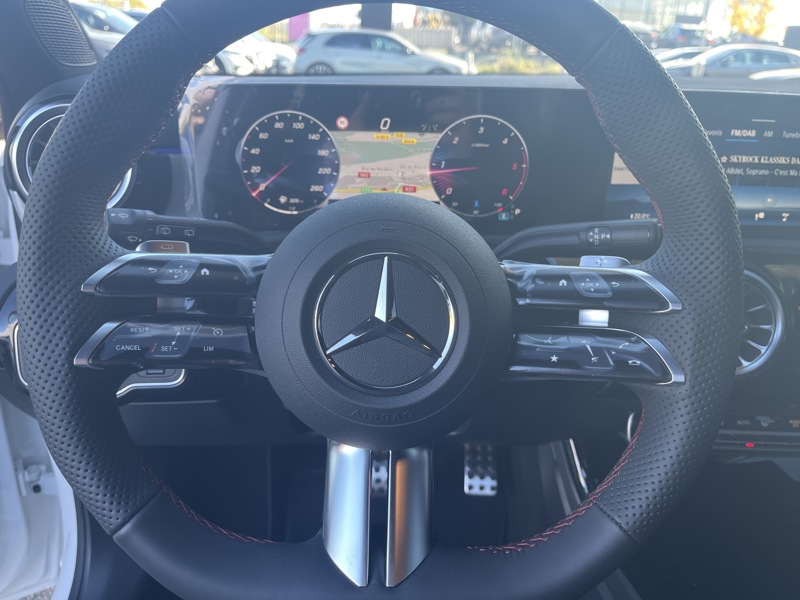 Image Mercedes-Benz CLASSE A 200 d Star Edition AMG Line Classe A 200 d Star Edition