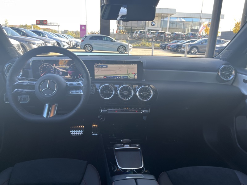 Image Mercedes-Benz CLASSE A 200 d Star Edition AMG Line Classe A 200 d Star Edition