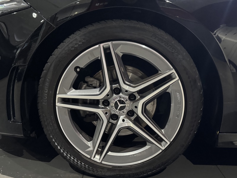 Image Mercedes-Benz CLASSE A A 200 d Compacte AMG Line Classe A 200 d AMG Line