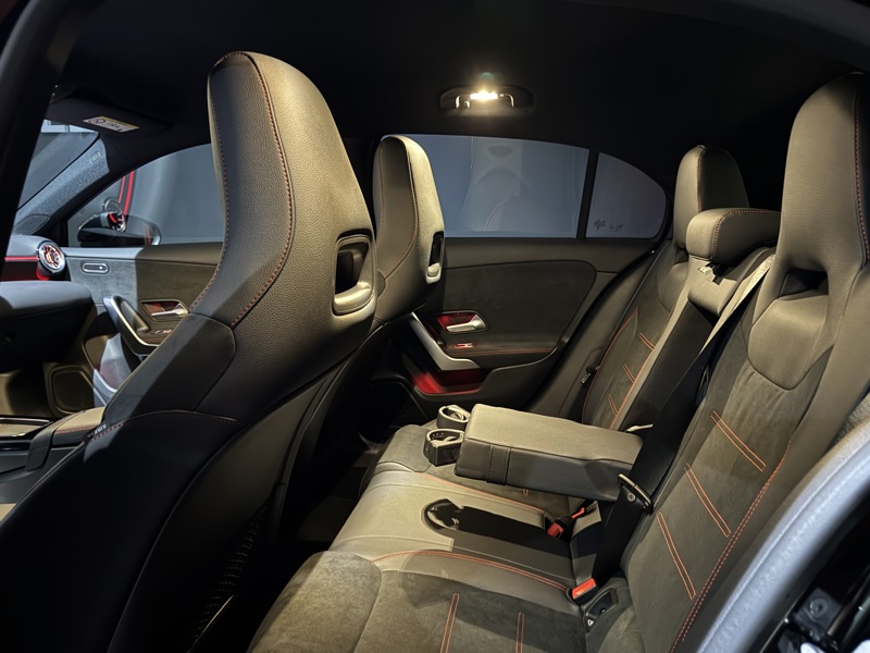 Image Mercedes-Benz CLASSE A A 200 d Compacte AMG Line Classe A 200 d AMG Line