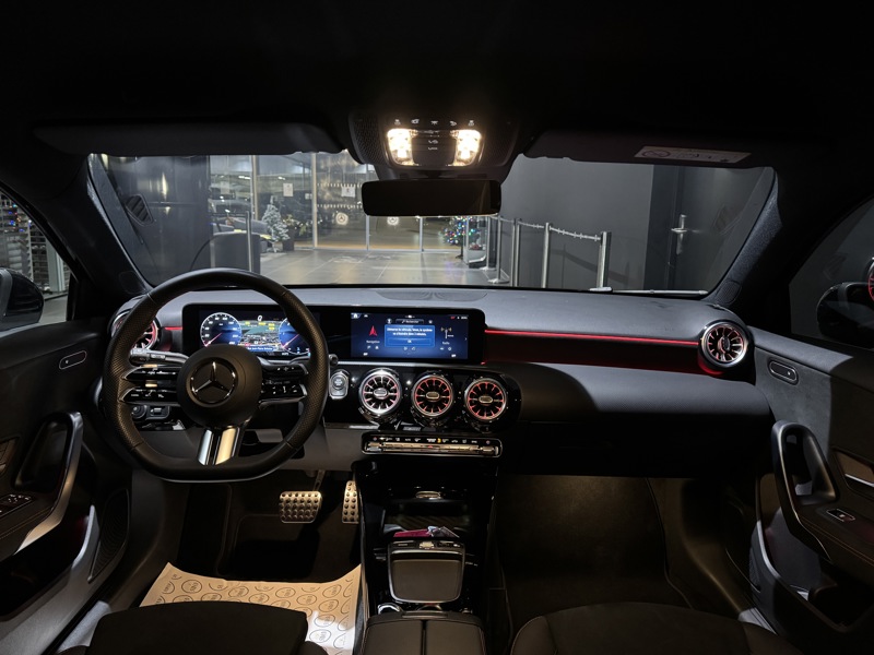 Image Mercedes-Benz CLASSE A A 200 d Compacte AMG Line Classe A 200 d AMG Line