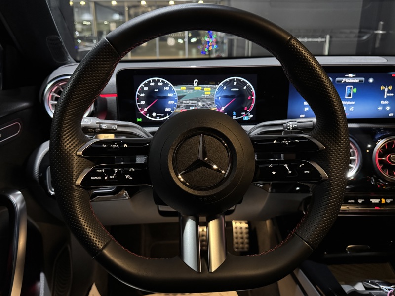 Image Mercedes-Benz CLASSE A A 200 d Compacte AMG Line Classe A 200 d AMG Line