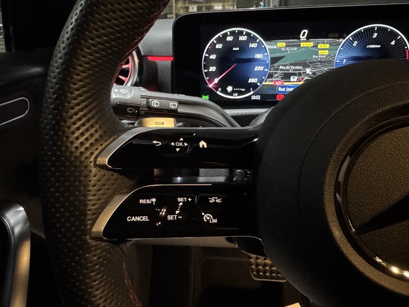 Image Mercedes-Benz CLASSE A A 200 d Compacte AMG Line Classe A 200 d AMG Line