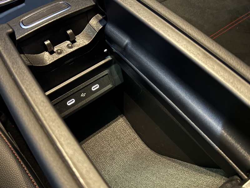 Image Mercedes-Benz CLASSE A A 200 d Compacte AMG Line Classe A 200 d AMG Line